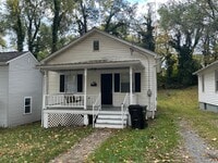 Building Photo - 109 E Pall Mall St