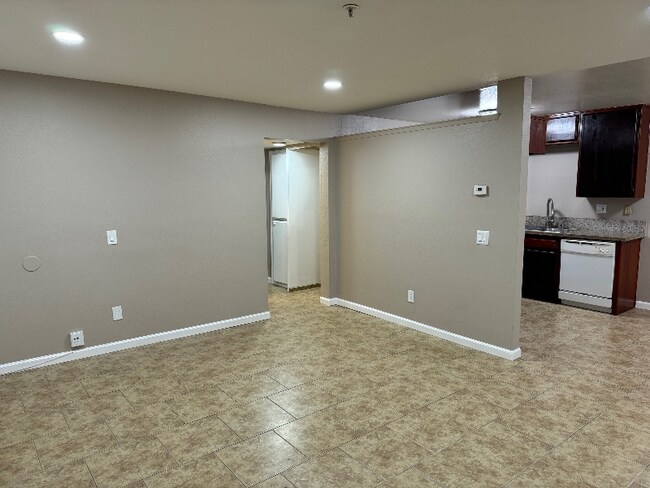 Building Photo - 17464 Upland Ave