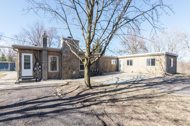 Building Photo - 7200 Whitmore Lake Rd