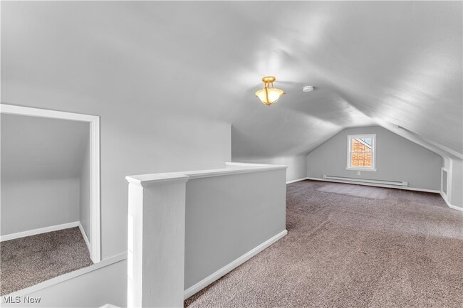 Building Photo - 874 E 232nd St