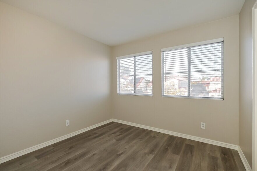 Building Photo - 1733 Toltec Cir