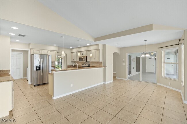 Building Photo - 1418 Shelby Pkwy