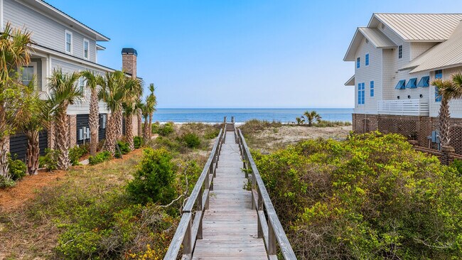 Building Photo - 1217 Debordieu Blvd