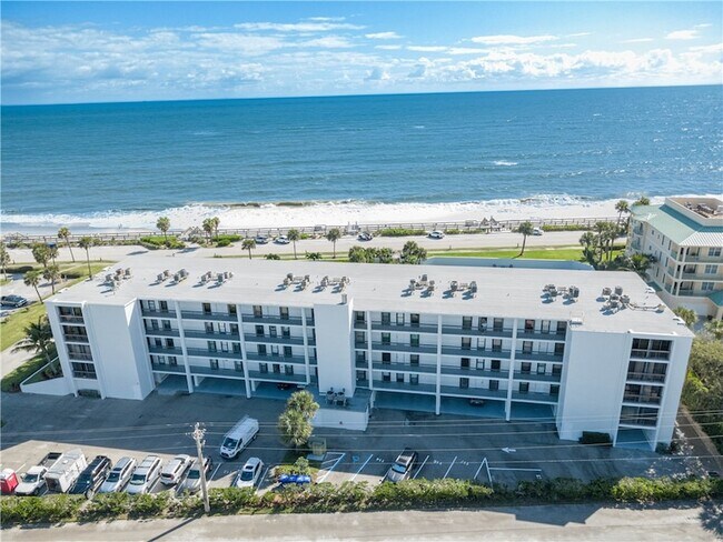 Building Photo - 4141 Ocean Dr