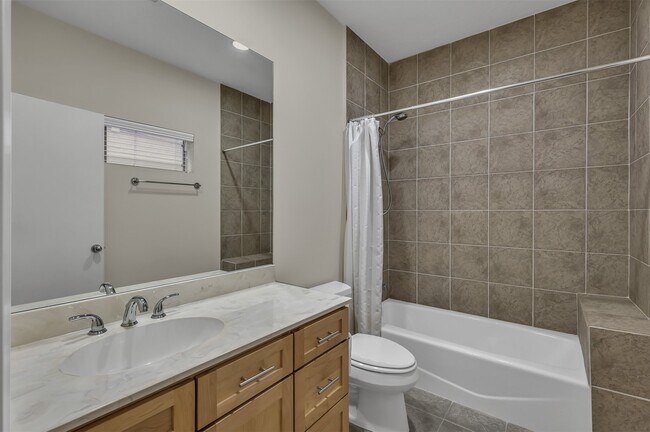 Building Photo - 1503 California St