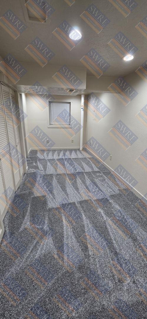 Building Photo - Available now! View Today by calling Rentl...