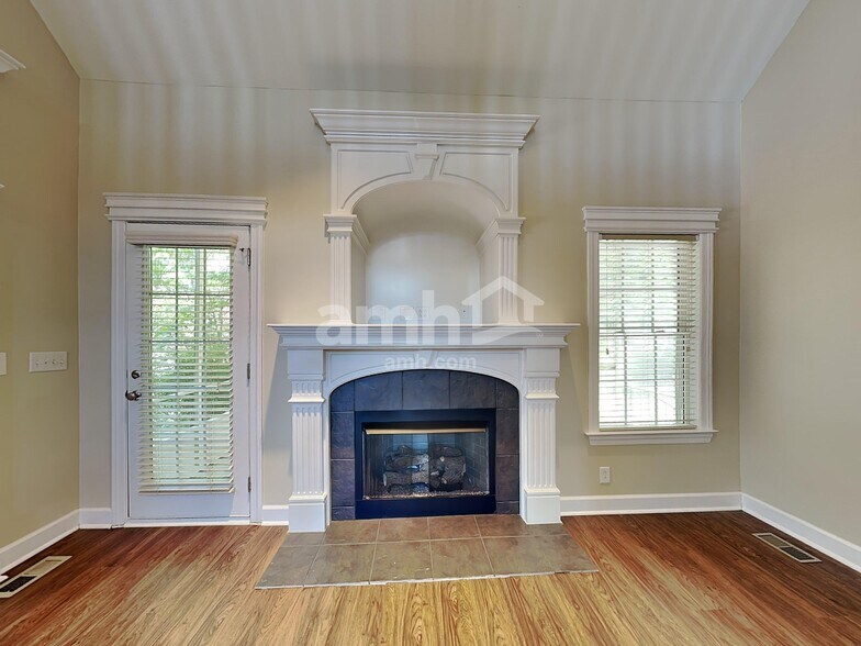 Building Photo - 1711 Ironwood Ct