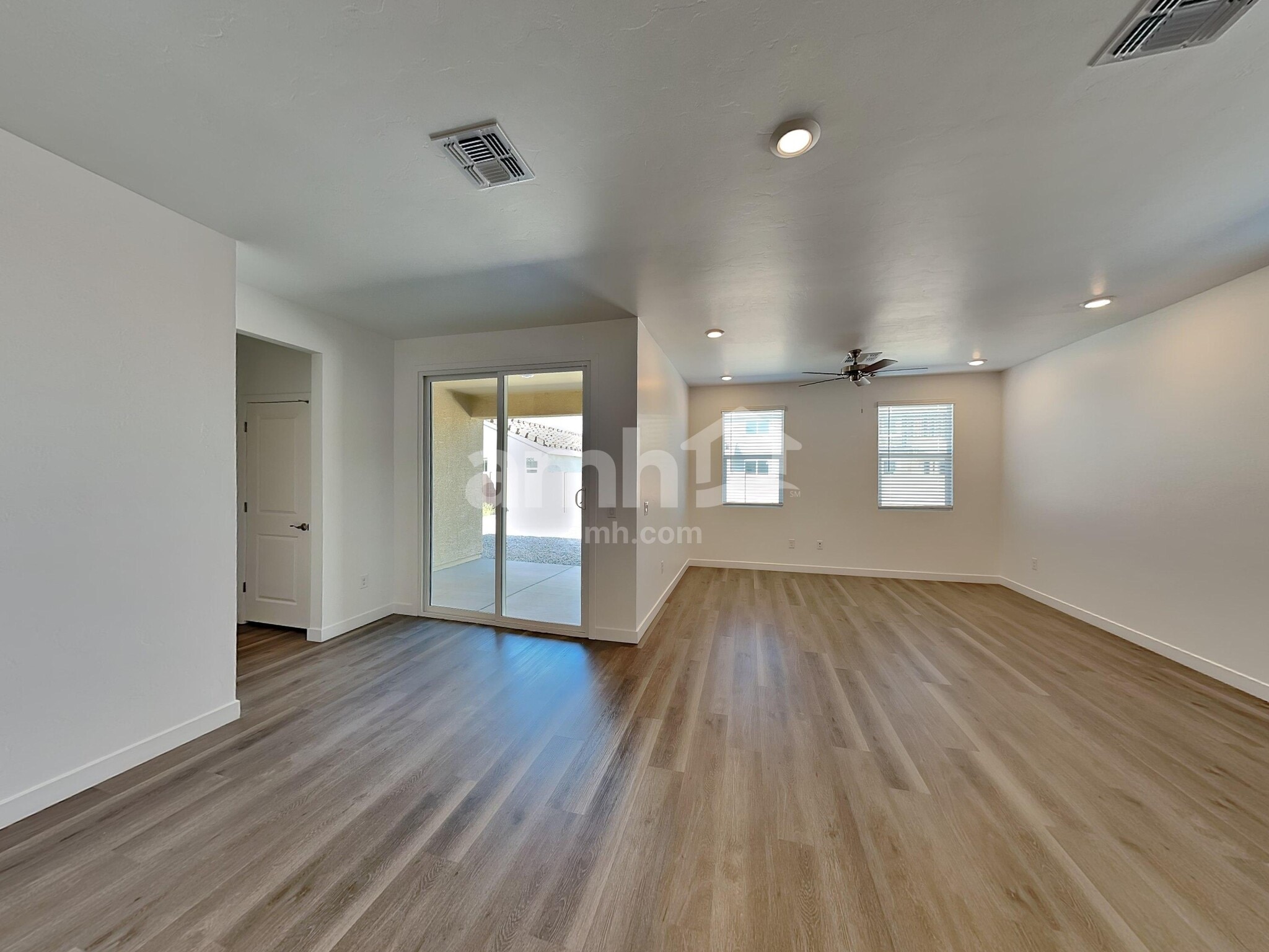 Building Photo - 13085 N Serenity Vly Dr