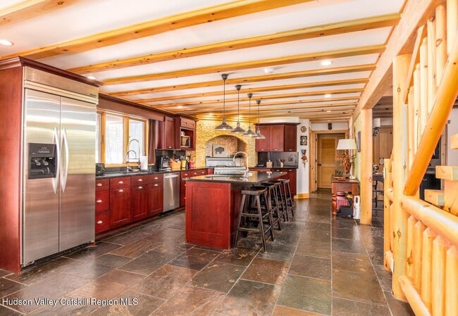 Building Photo - 451 Krumville Rd