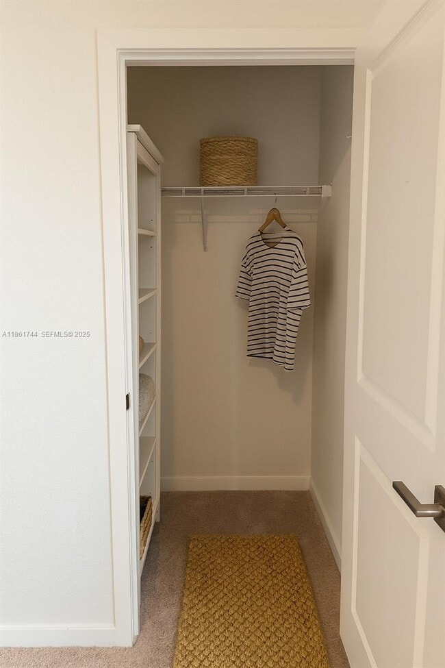 Building Photo - 540 NE 5th Terrace