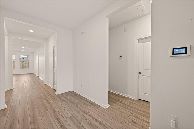 Building Photo - 3023 Ruby Rdg Dr