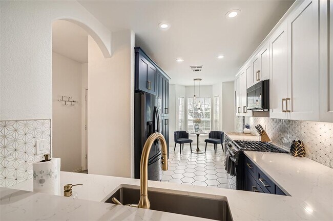 Building Photo - 12283 Abbey Glen Ln