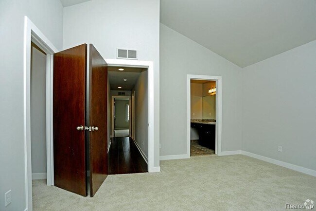 Building Photo - 6145 WINDEMERE LN
