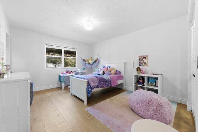 Building Photo - 12863 159th Ct N