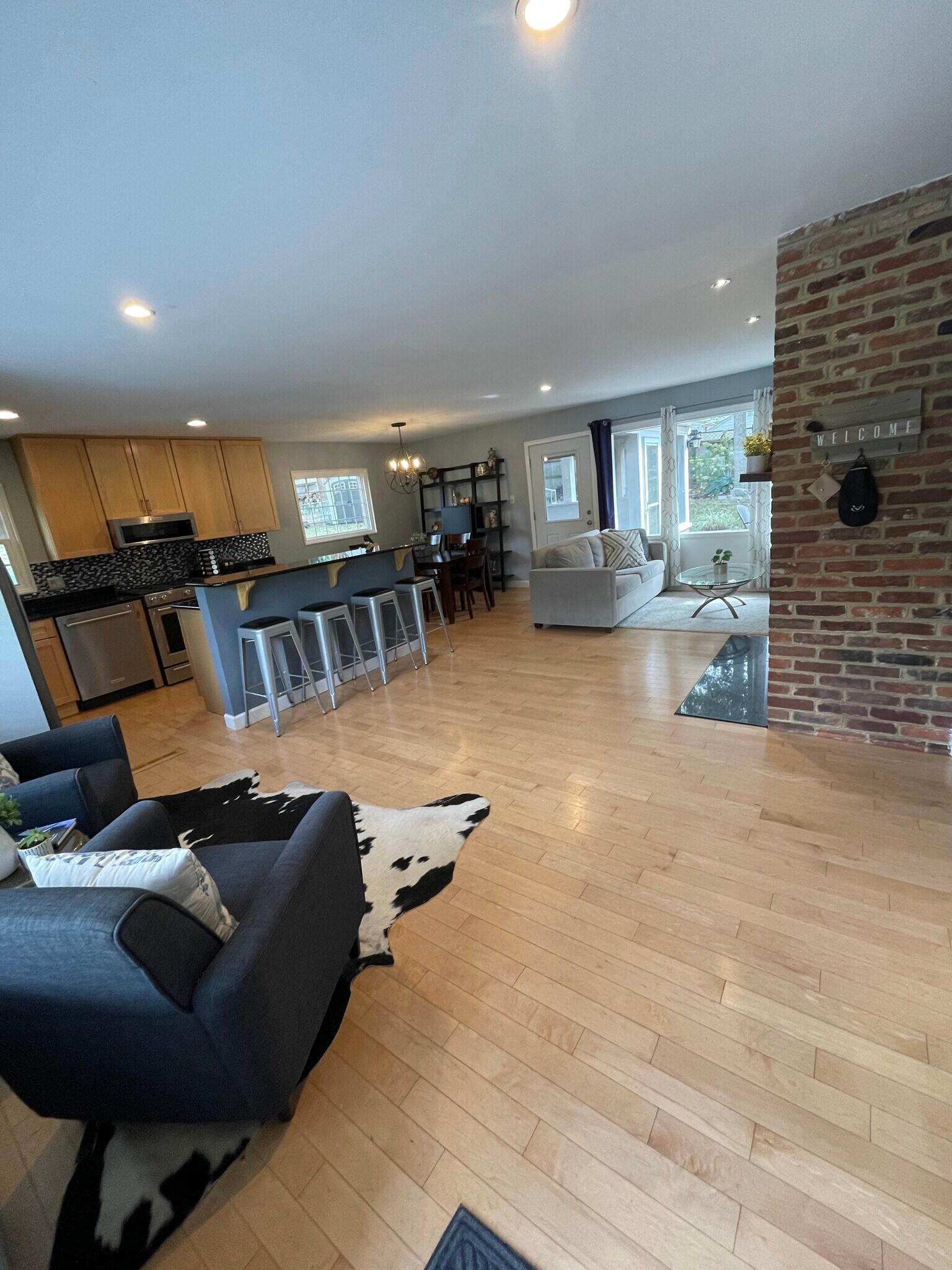 Building Photo - 7603 Cosgrove Pl