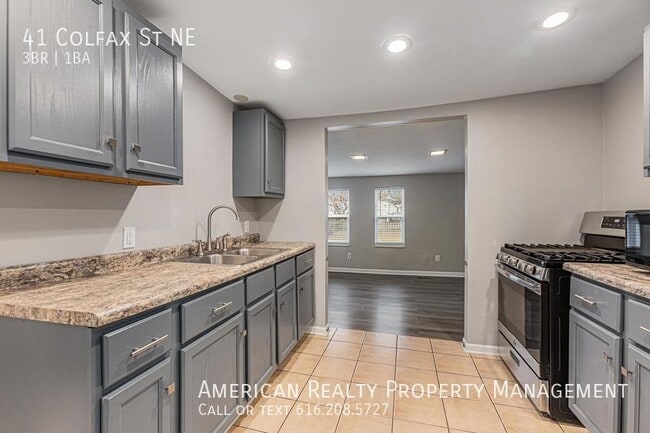 Building Photo - 41 Colfax St NE