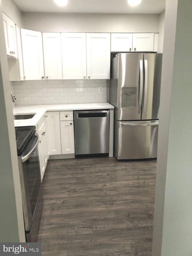 Building Photo - 104 Catoctin Cir SW