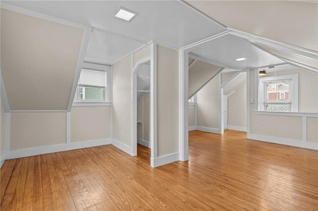 Building Photo - 14 Pearl St