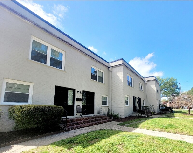 Building Photo - 7456 Hampton Blvd