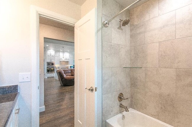 Building Photo - 2244 E Kellan Ct Terrace