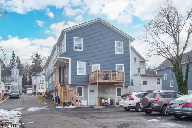 Building Photo - 21 Phoenix Ave