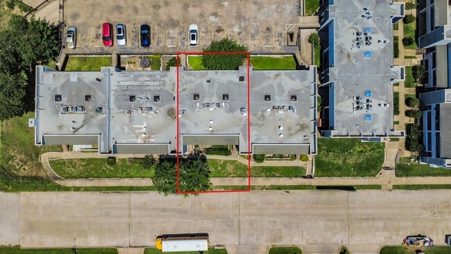 Building Photo - 781 Country Pl Dr