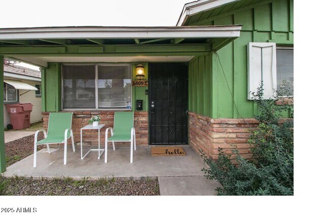 Building Photo - 6809 E Earll Dr