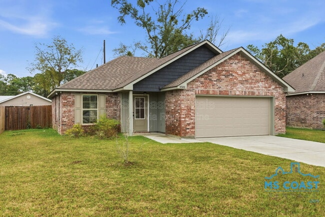 Building Photo - 14320 Southern Maple Ave