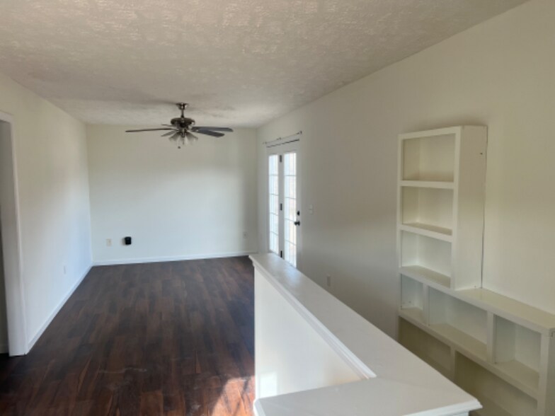 Building Photo - 116 Roberts Ridge