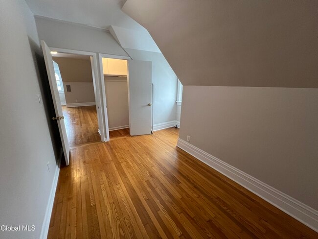 Building Photo - 1114 Union St