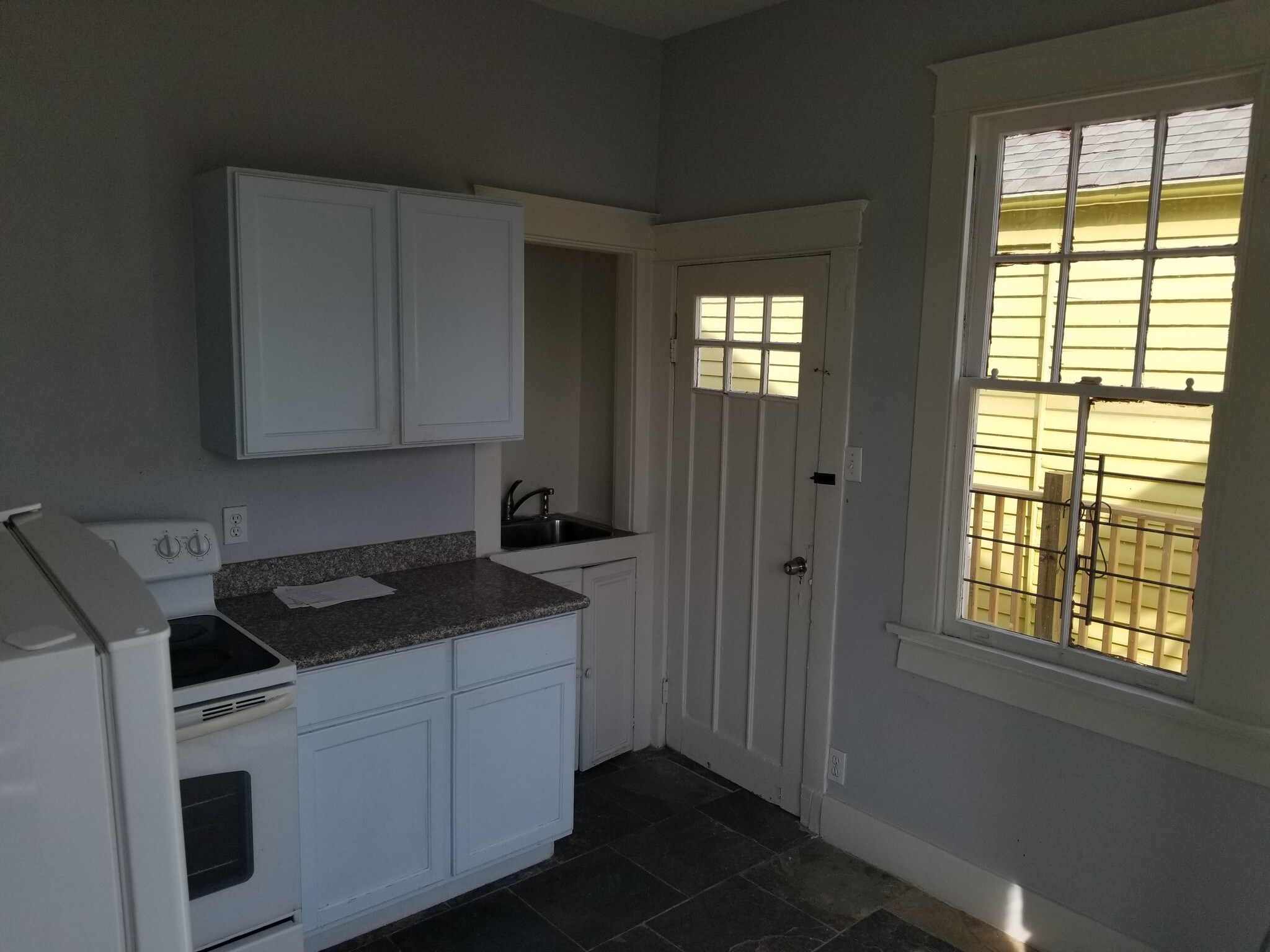 Building Photo - 1301 Ursulines Ave