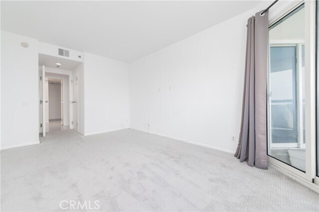 Building Photo - 525 E Seaside Way