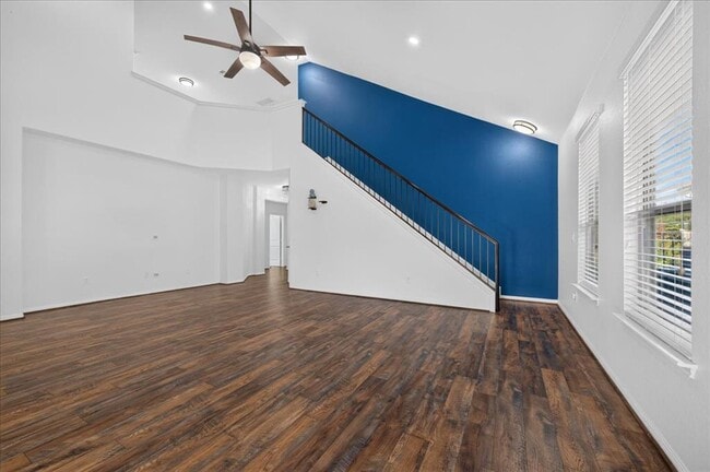 Building Photo - 617 Cortona Ln
