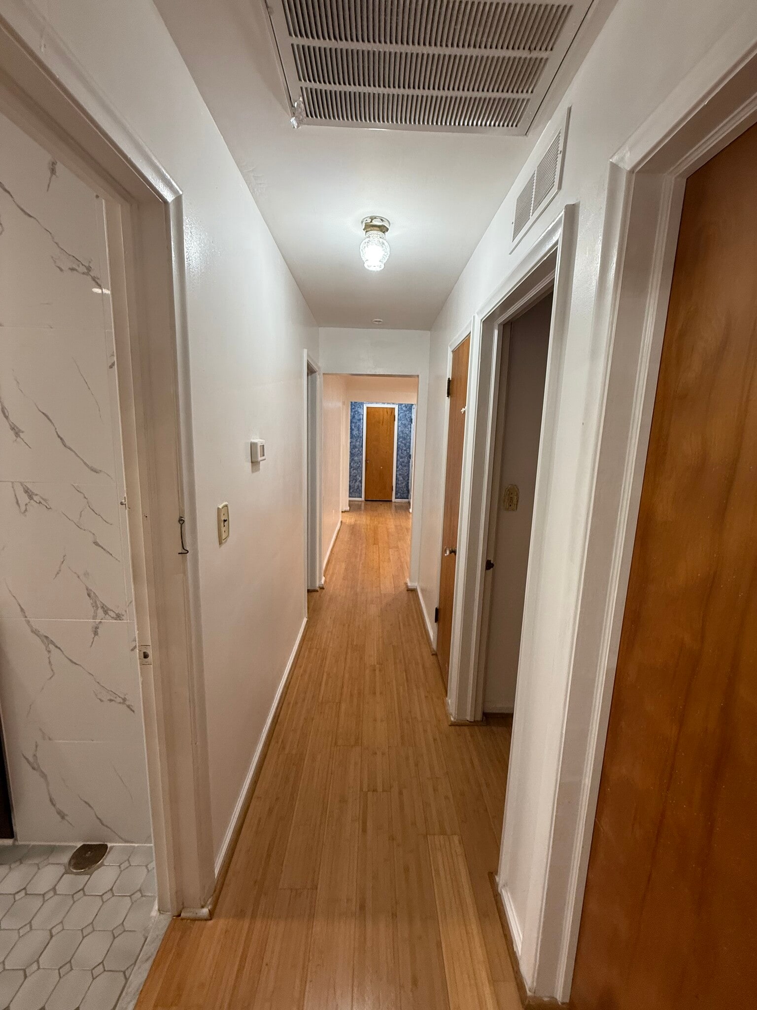 Building Photo - 5654 Burger St