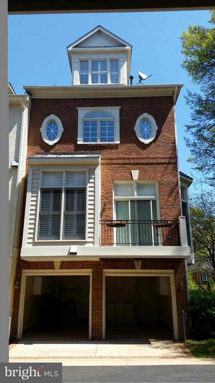 Building Photo - 1632 Colonial Hills Dr