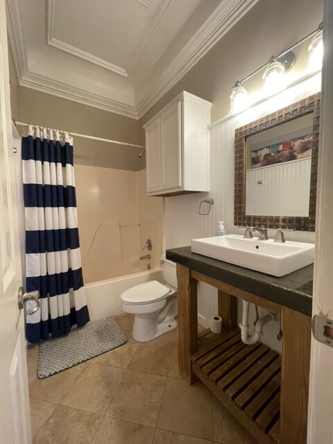 Building Photo - 5925 Sagebrush Trail