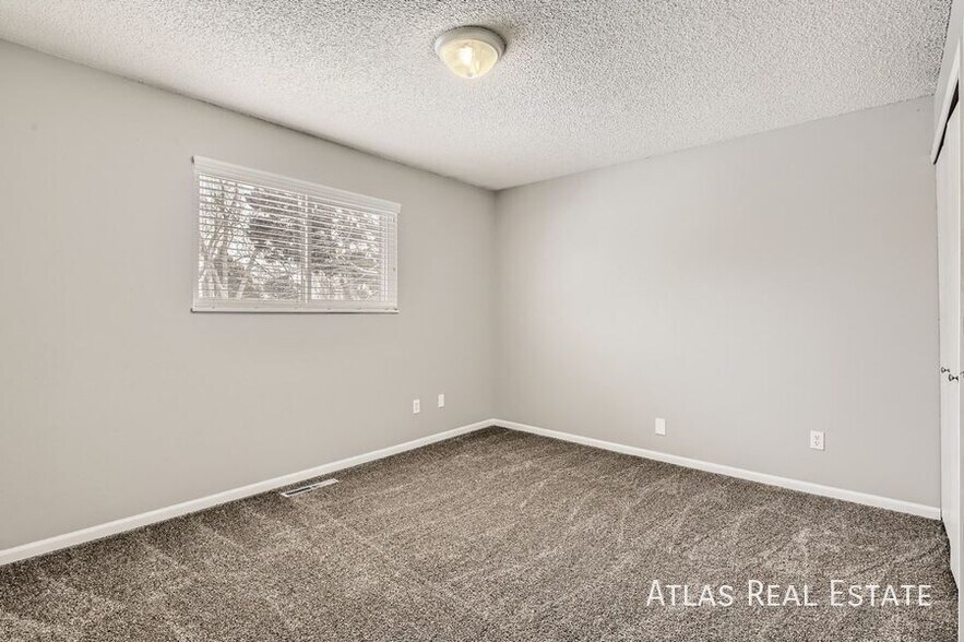 Building Photo - 4606 Misty Dr