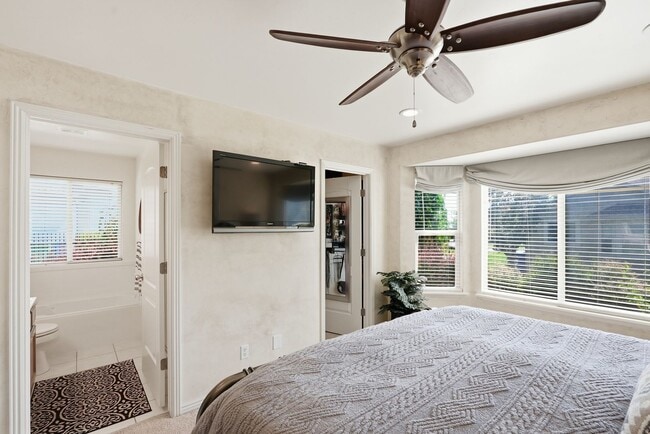 Building Photo - 4088 Eucalyptus Ct