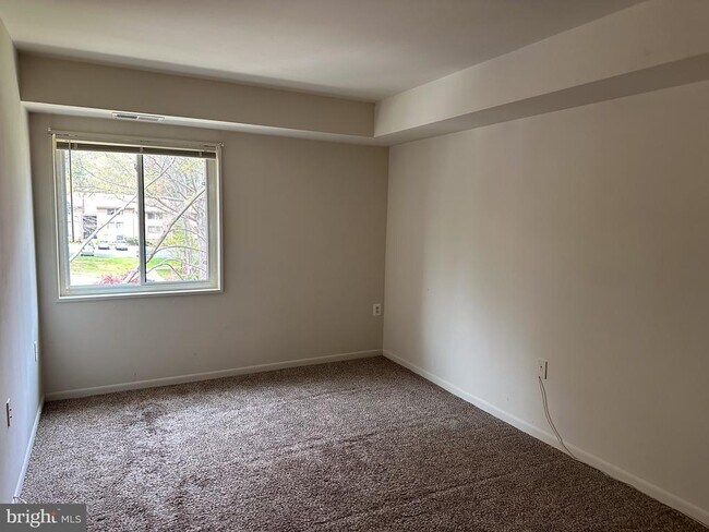Building Photo - 1550 Northgate Square