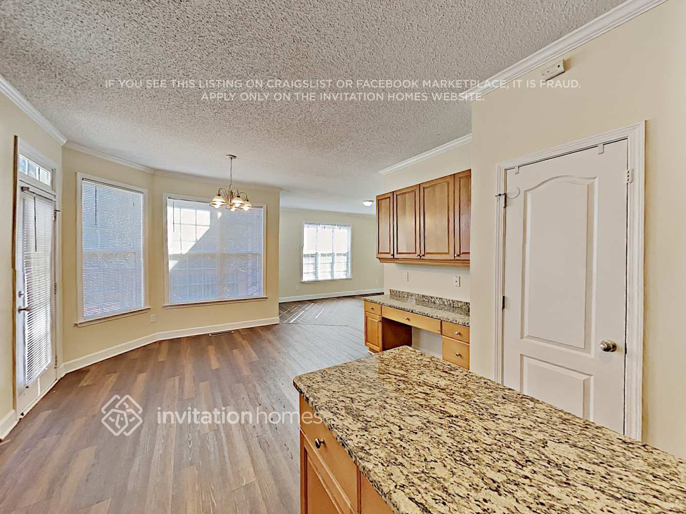 Building Photo - 460 Nora Dr