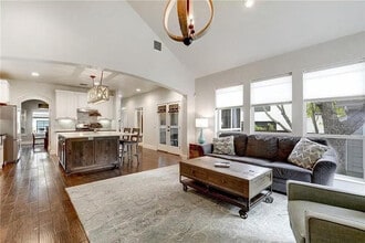 Building Photo - 1905 Frazier Ave