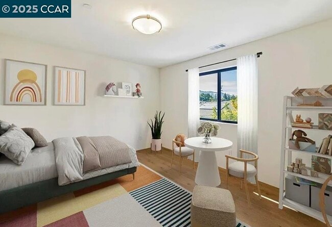 Building Photo - 132 Quinterra Ln