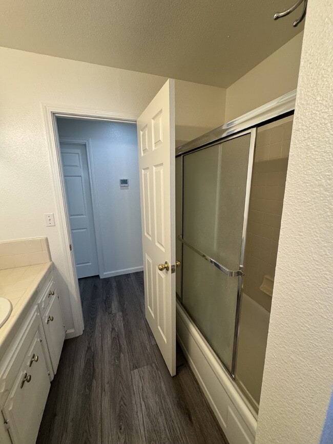 Building Photo - MOVE IN SPECIAL $500 off the rent for the ...
