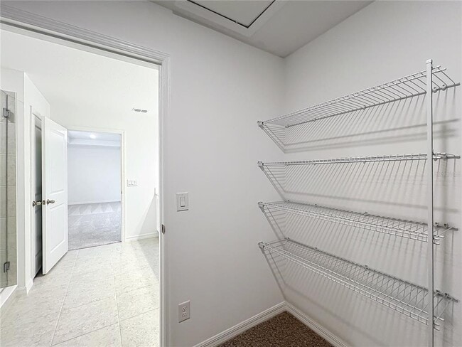 Building Photo - 1679 Meadowlark Dr