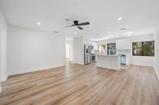 Building Photo - 1512 Fletcher St