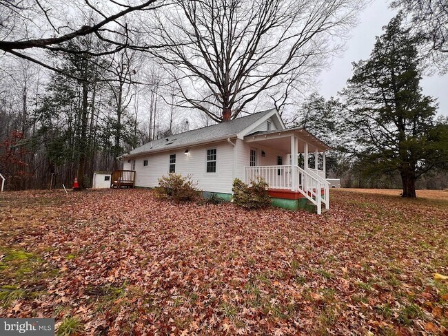 Building Photo - 2073 Warrenton Rd