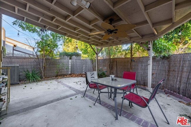 Building Photo - 8505 Burnet Ave