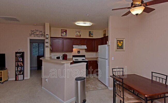 Building Photo - 7388 S Alkire St