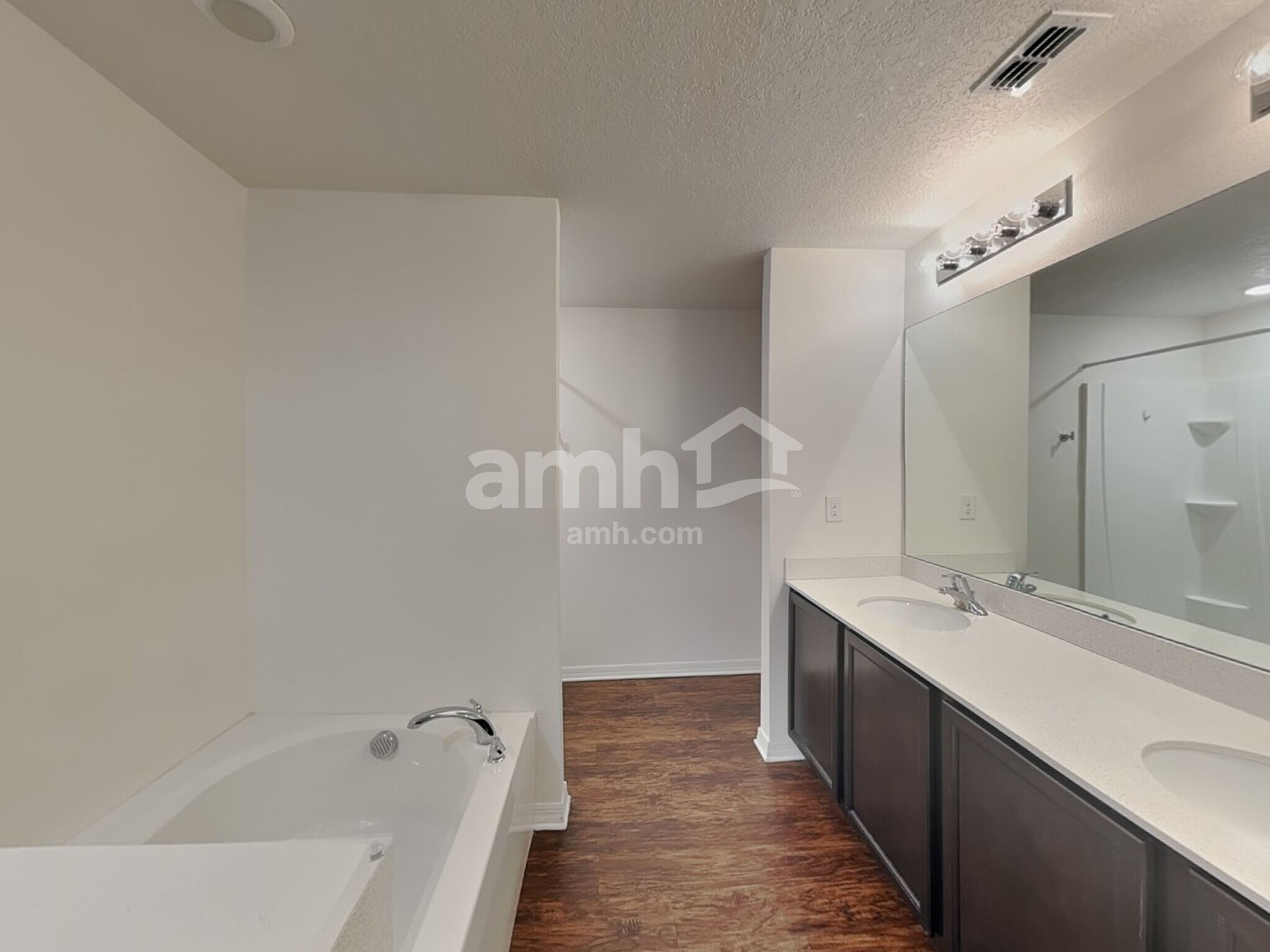 Building Photo - 833 Chatham Walk Dr