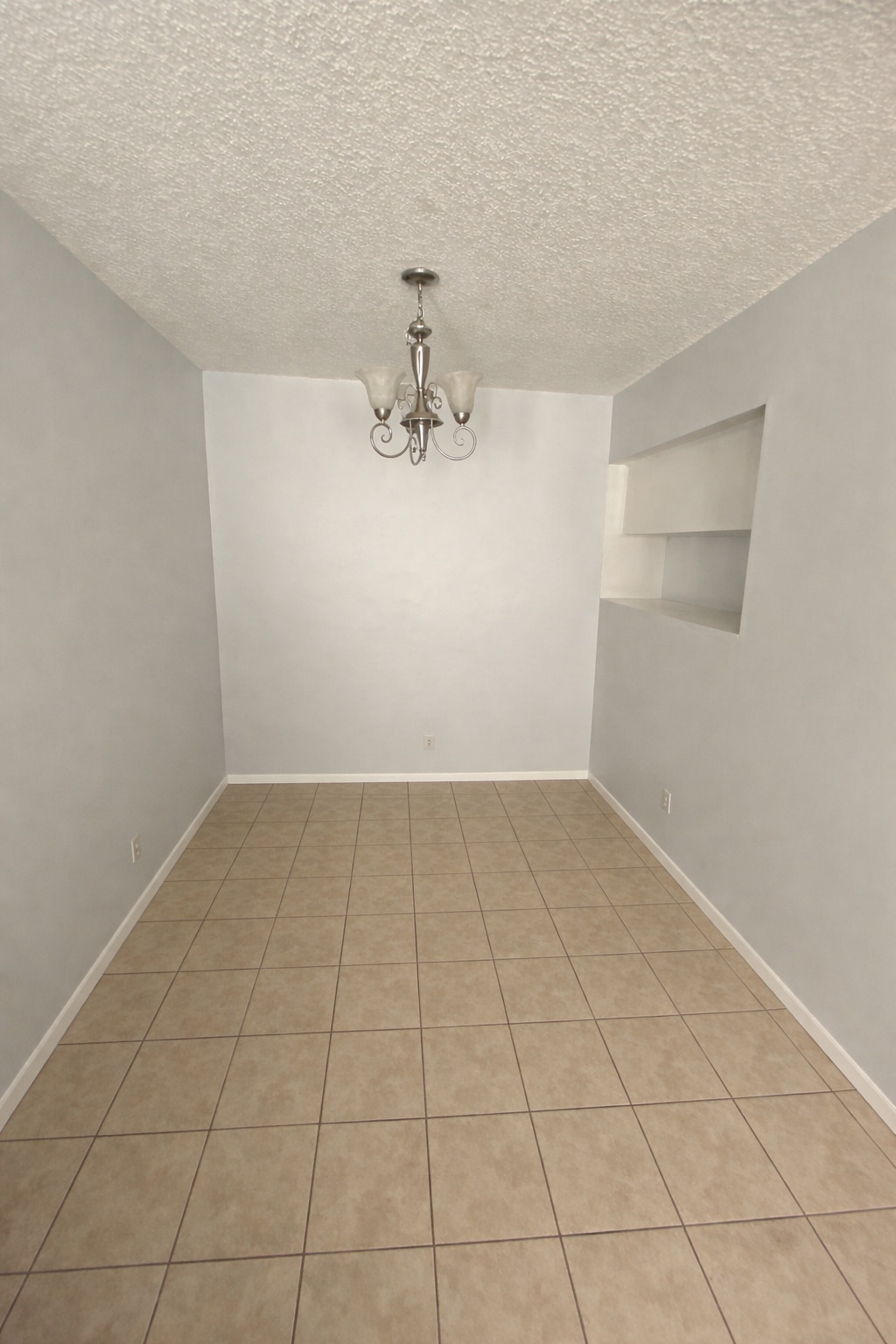 Building Photo - 2925 Lichen Ln